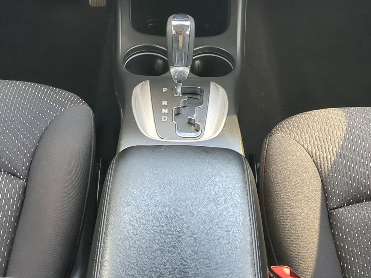 Used 2015 Dodge Journey SXT w/ Flexible Seating Group image 19