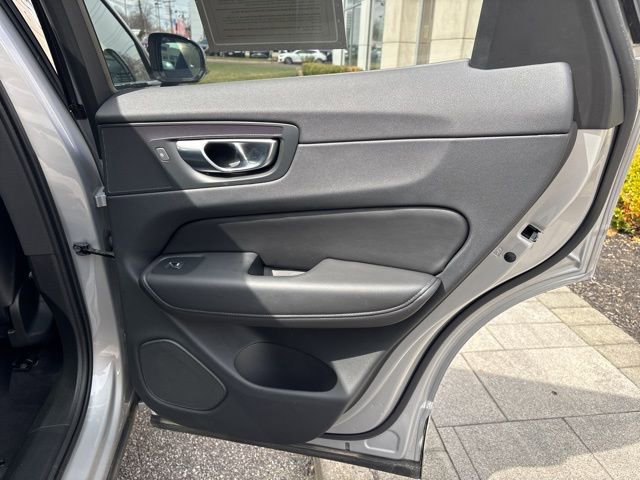 Used 2025 Volvo XC60 B5 Plus w/ Climate Package AWD/4WD image 12