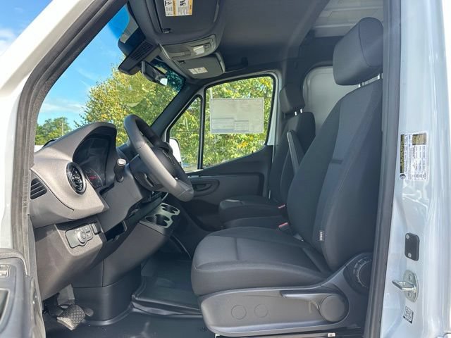 New 2025 Mercedes-Benz Sprinter 2500 image 14