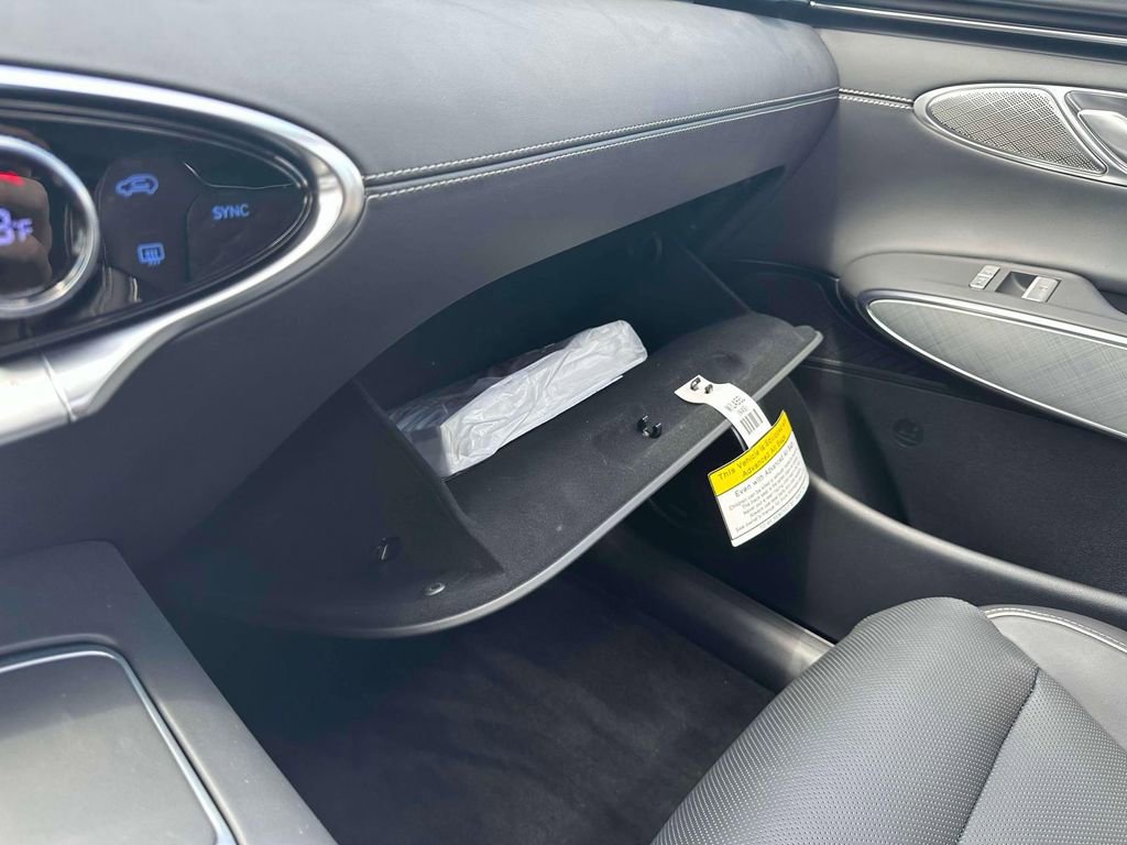 New 2025 Genesis Electrified GV70 Advanced w/ Prestige Package image 22