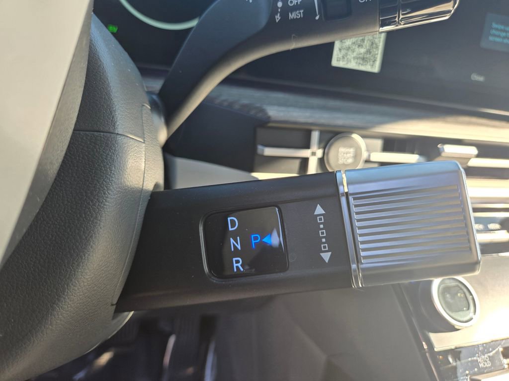 Used 2025 Hyundai Santa Fe Limited image 20