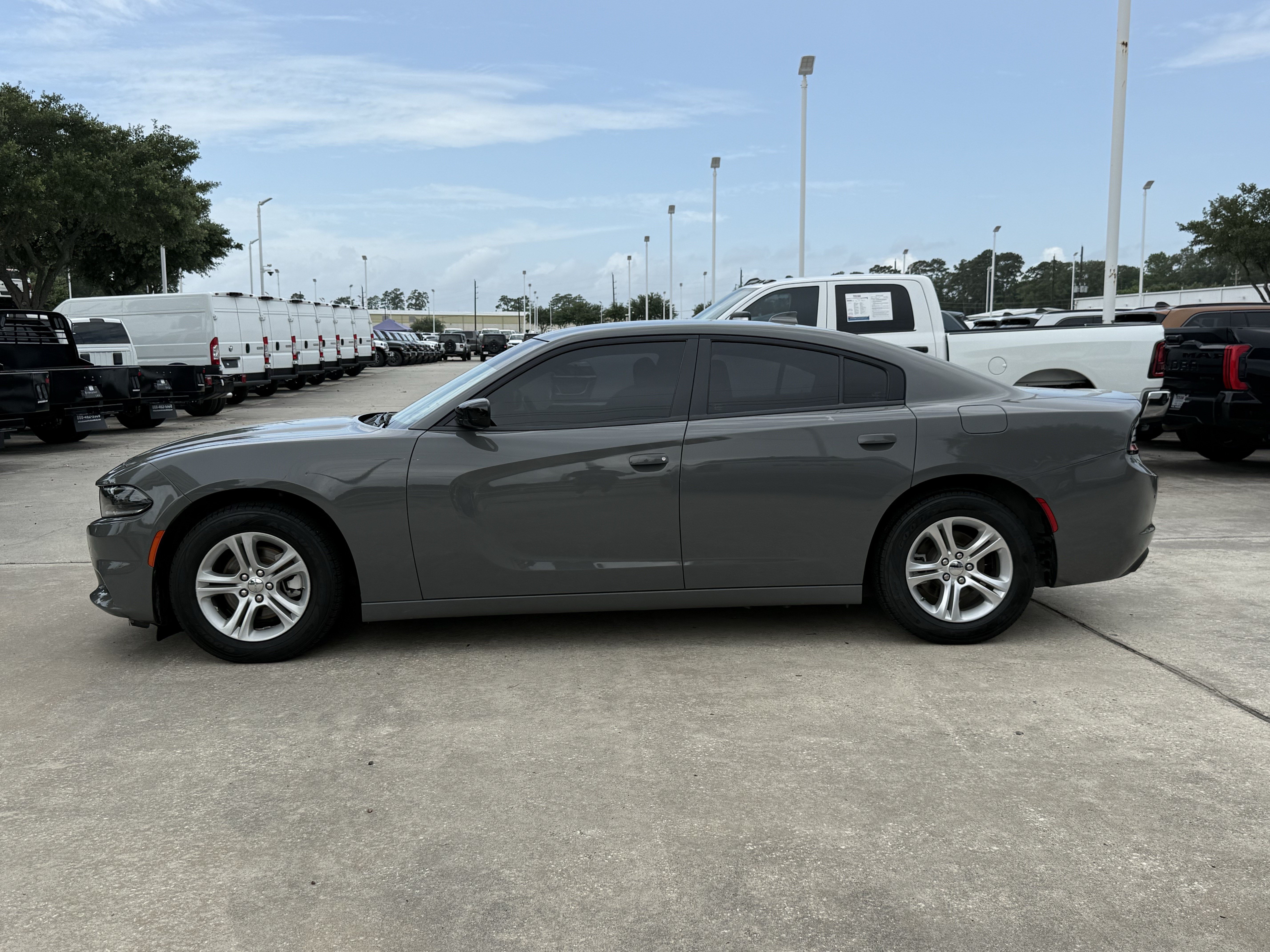 Used 2023 Dodge Charger SXT RWD image 8