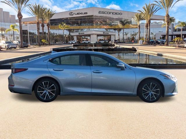 Used 2023 Lexus ES 350 w/ Premium Package FWD image 4