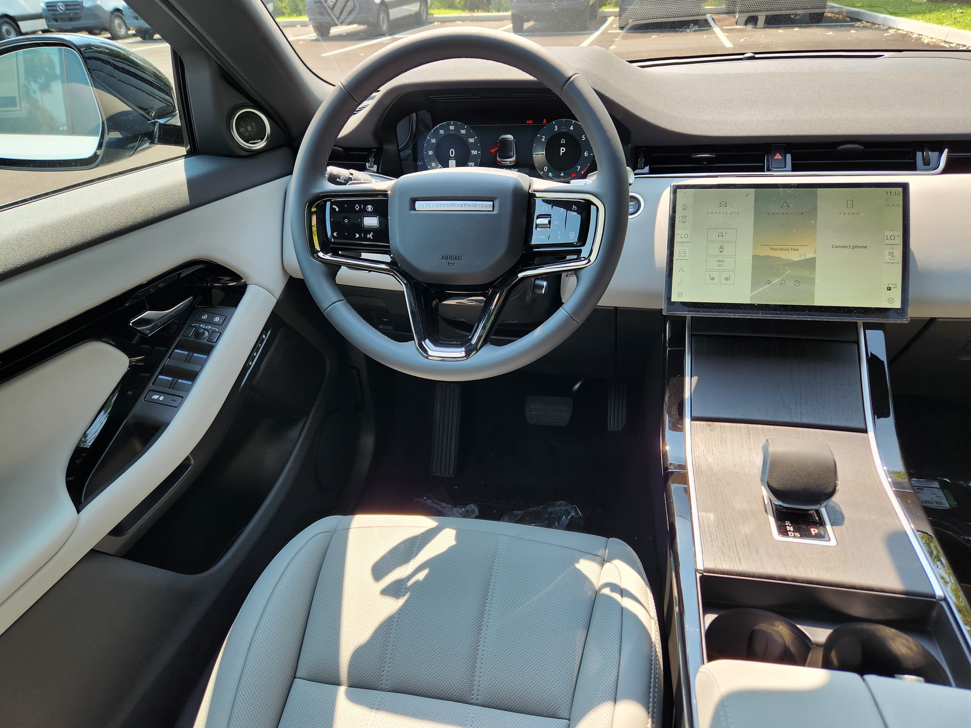 New 2026 Land Rover Range Rover Evoque S AWD/4WD image 14