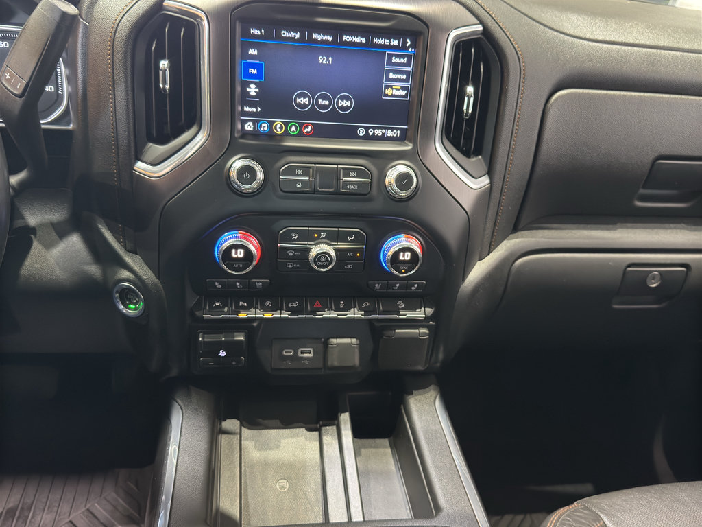 Used 2020 GMC Sierra 1500 AT4 w/ AT4 Premium Package AWD/4WD image 31