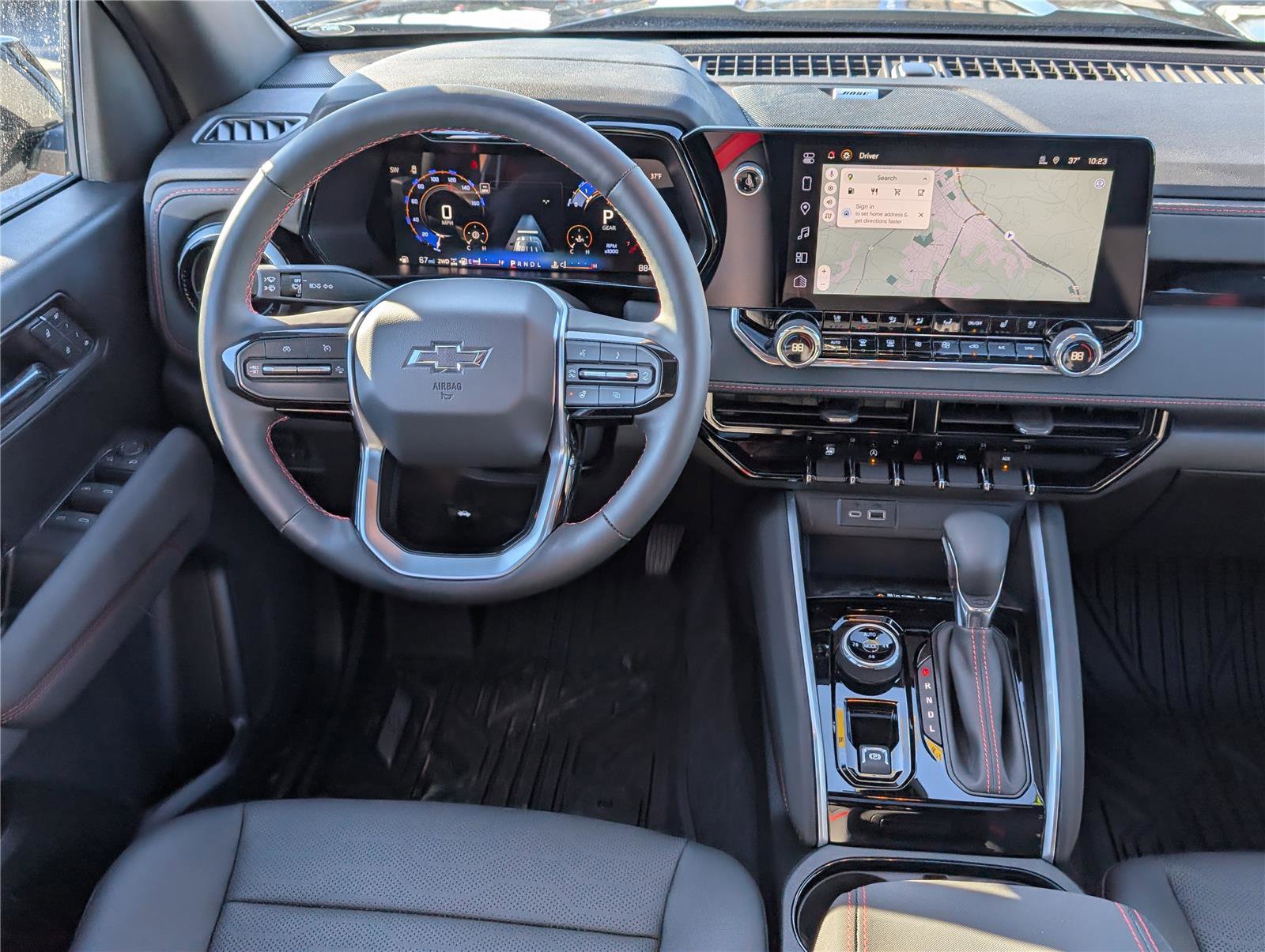 Used 2025 Chevrolet Colorado Z71 w/ Midnight Edition image 16