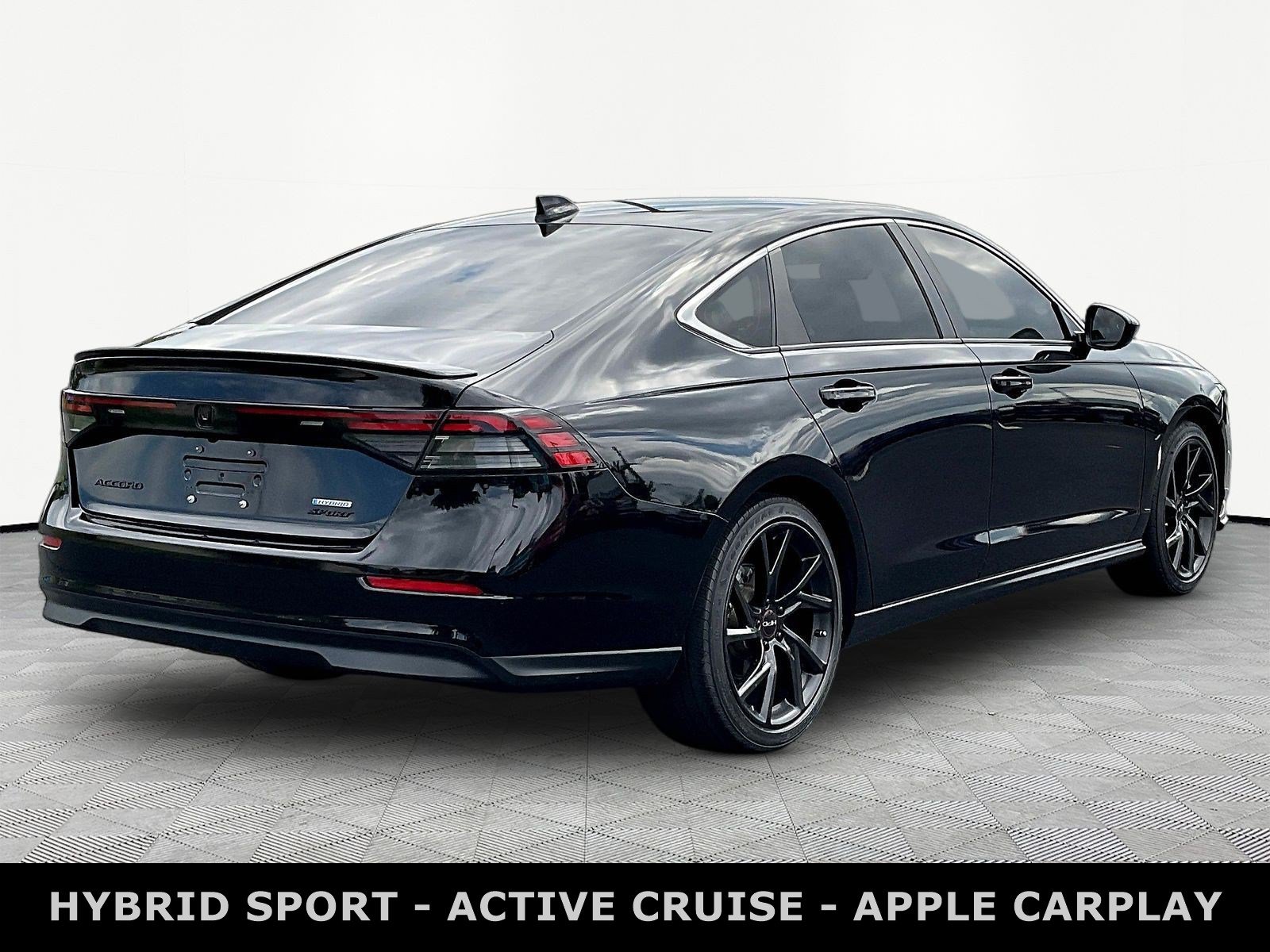 Used 2024 Honda Accord Sport image 6