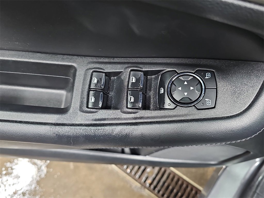 Used 2024 Ford Edge SEL image 26