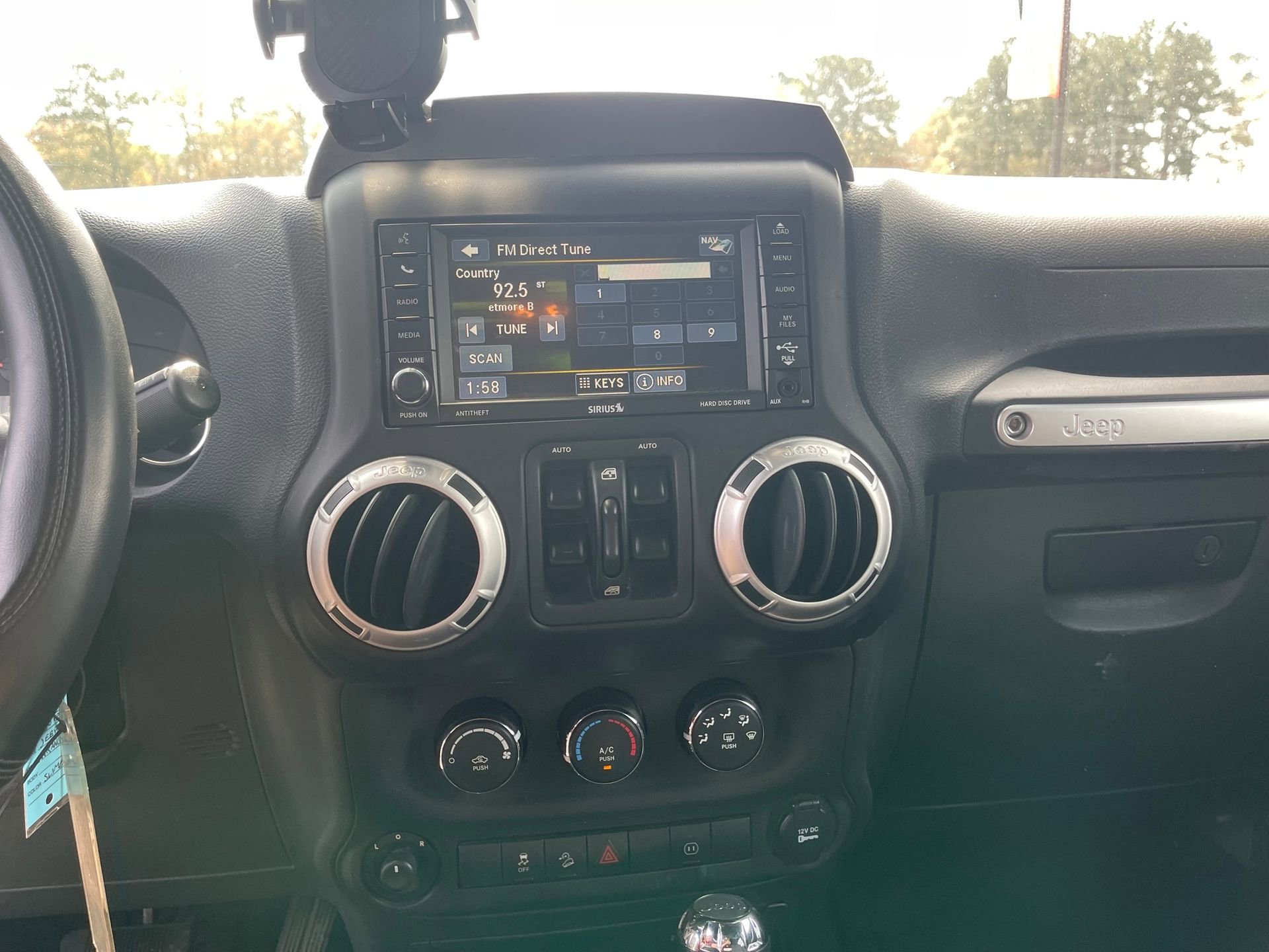 Used 2012 Jeep Wrangler Unlimited Sahara w/ Connectivity Group image 17