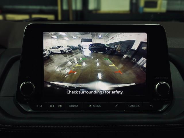 Used 2022 Nissan Rogue SV AWD/4WD image 32