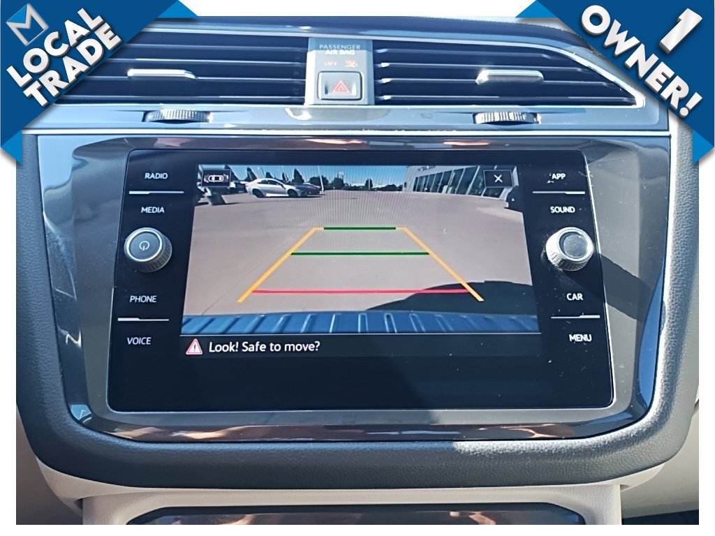 Used 2023 Volkswagen Tiguan SE w/ Panoramic Sunroof Package AWD/4WD image 25