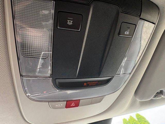 Used 2026 Kia Sportage EX FWD image 38