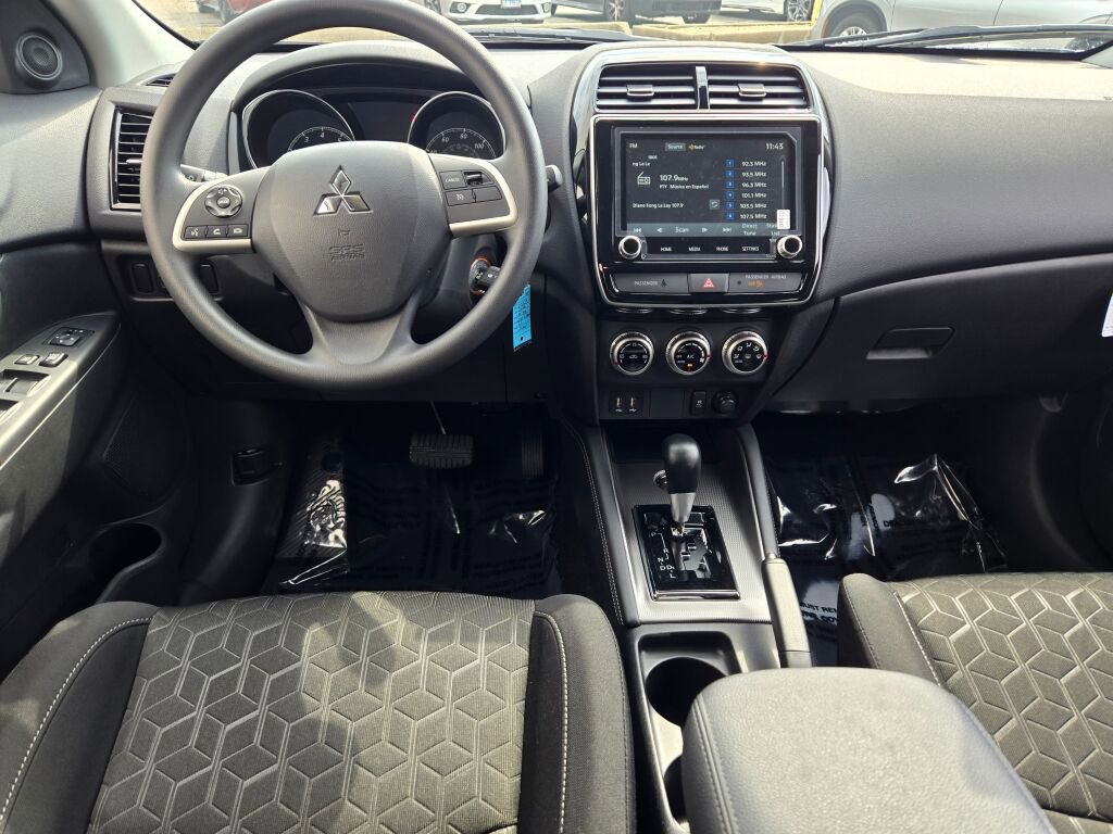 Used 2026 Mitsubishi Outlander Sport ES AWD/4WD image 13