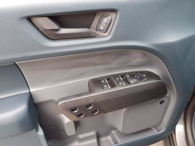 New 2025 Ford Maverick Lariat w/ Black Appearance Package AWD/4WD image 9
