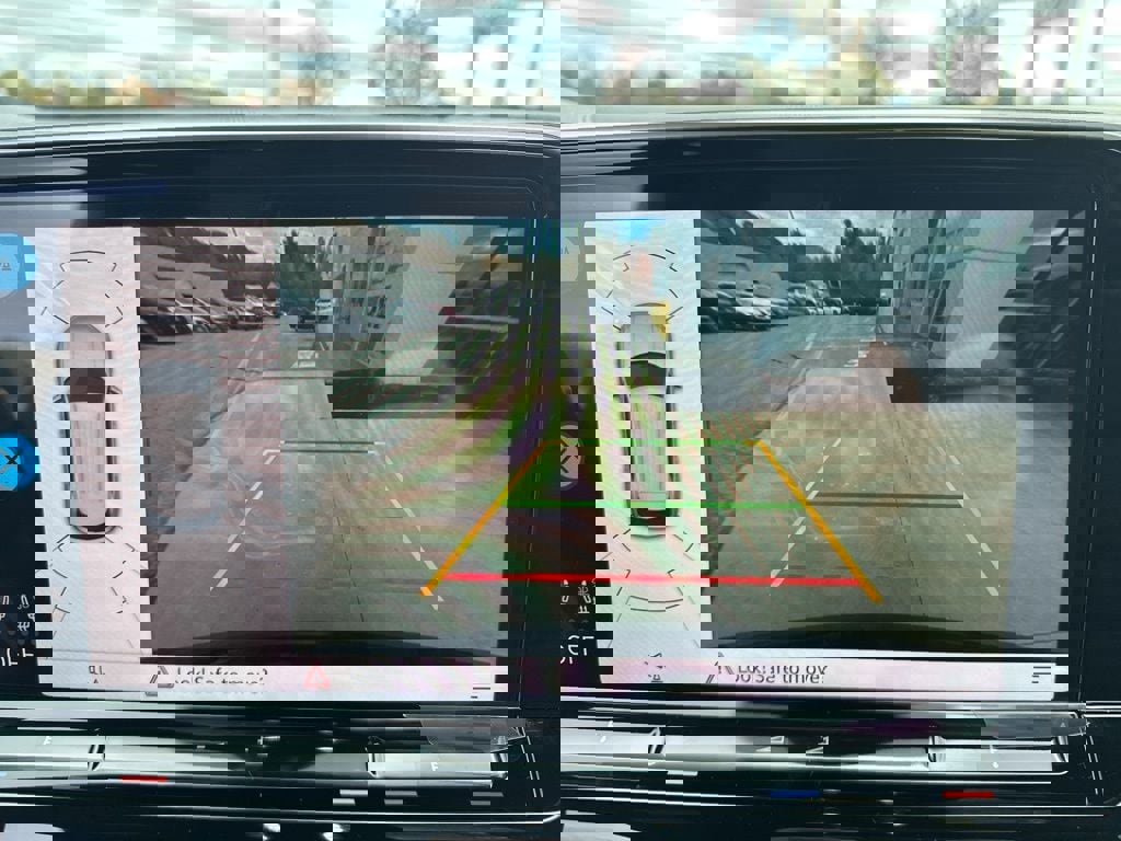 New 2026 Volkswagen Atlas Cross Sport SEL R-Line image 18