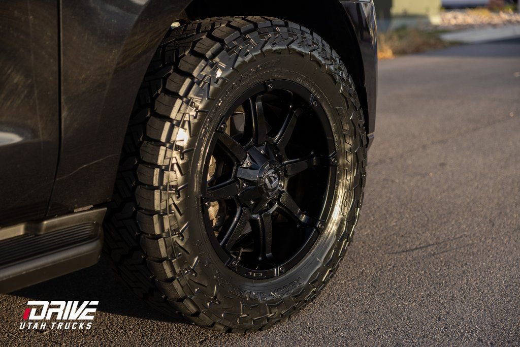 Used 2024 Ford Expedition Limited image 7