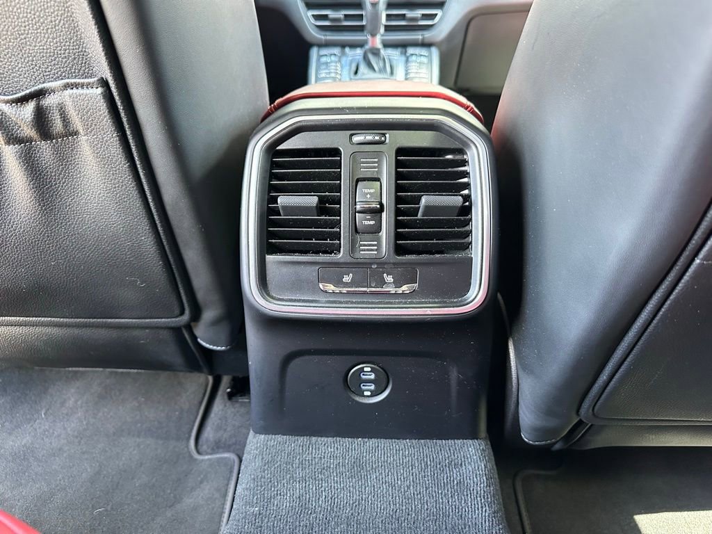 Certified 2021 Porsche Macan S AWD/4WD image 38