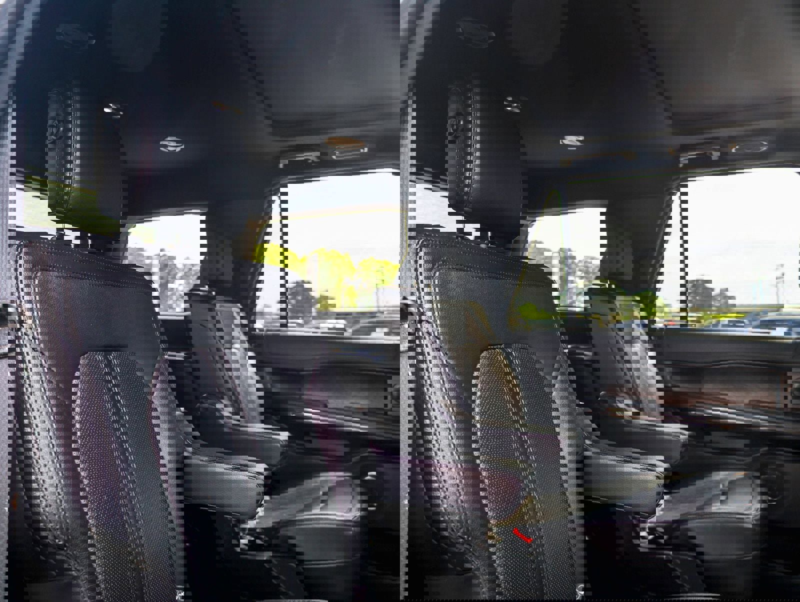 Used 2019 Ford Expedition Limited w/ Equipment Group 302A image 12