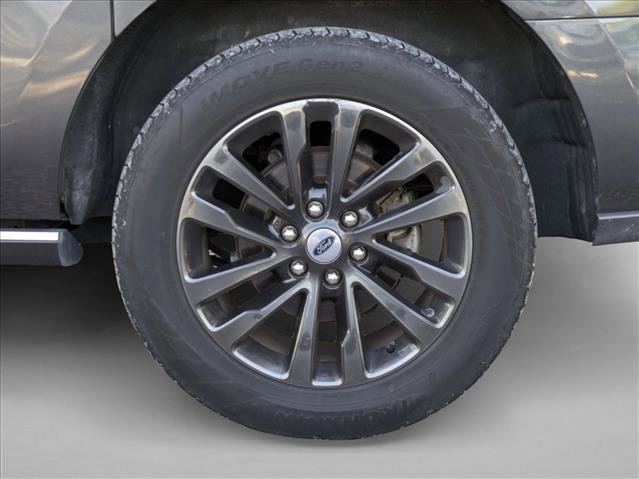 Used 2021 Ford Expedition Max Limited image 15