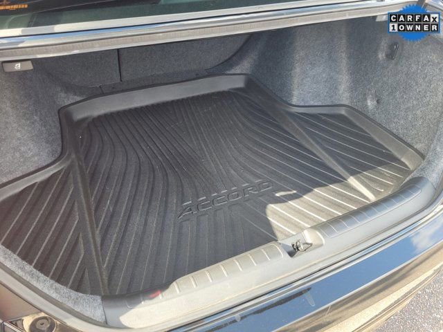 Used 2022 Honda Accord Touring image 12