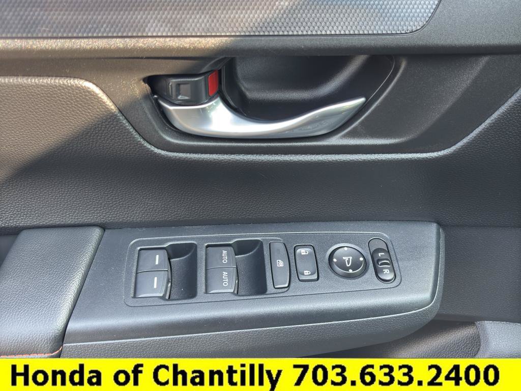 Used 2025 Honda CR-V Sport image 22