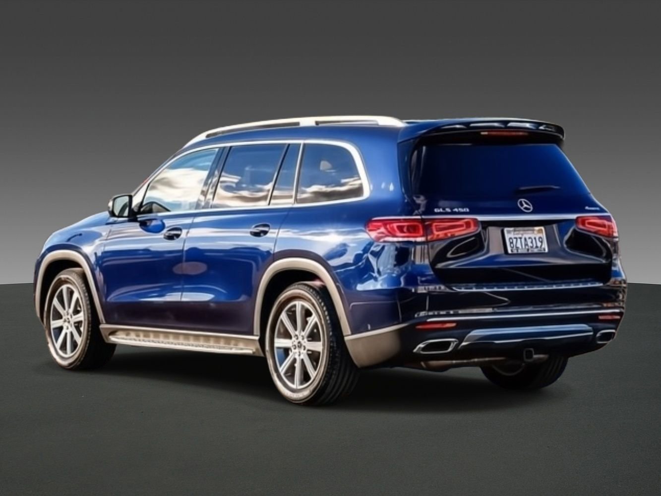 Used 2022 Mercedes-Benz GLS 450 4MATIC image 2