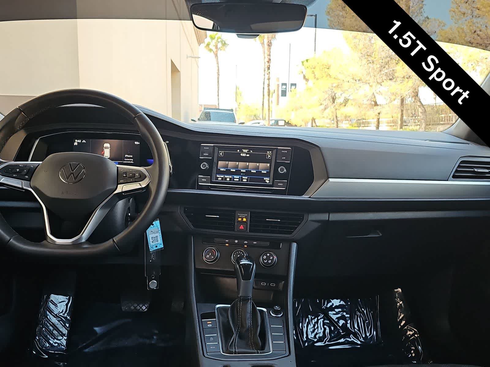 Used 2022 Volkswagen Jetta Sport FWD image 14