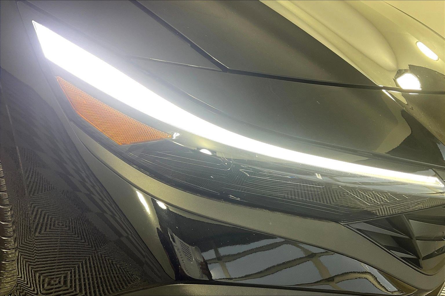 Used 2025 Hyundai Elantra Sport image 29