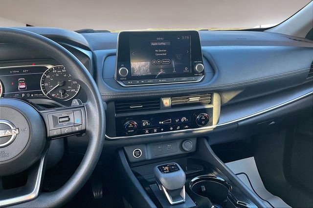 Used 2023 Nissan Rogue SV image 9