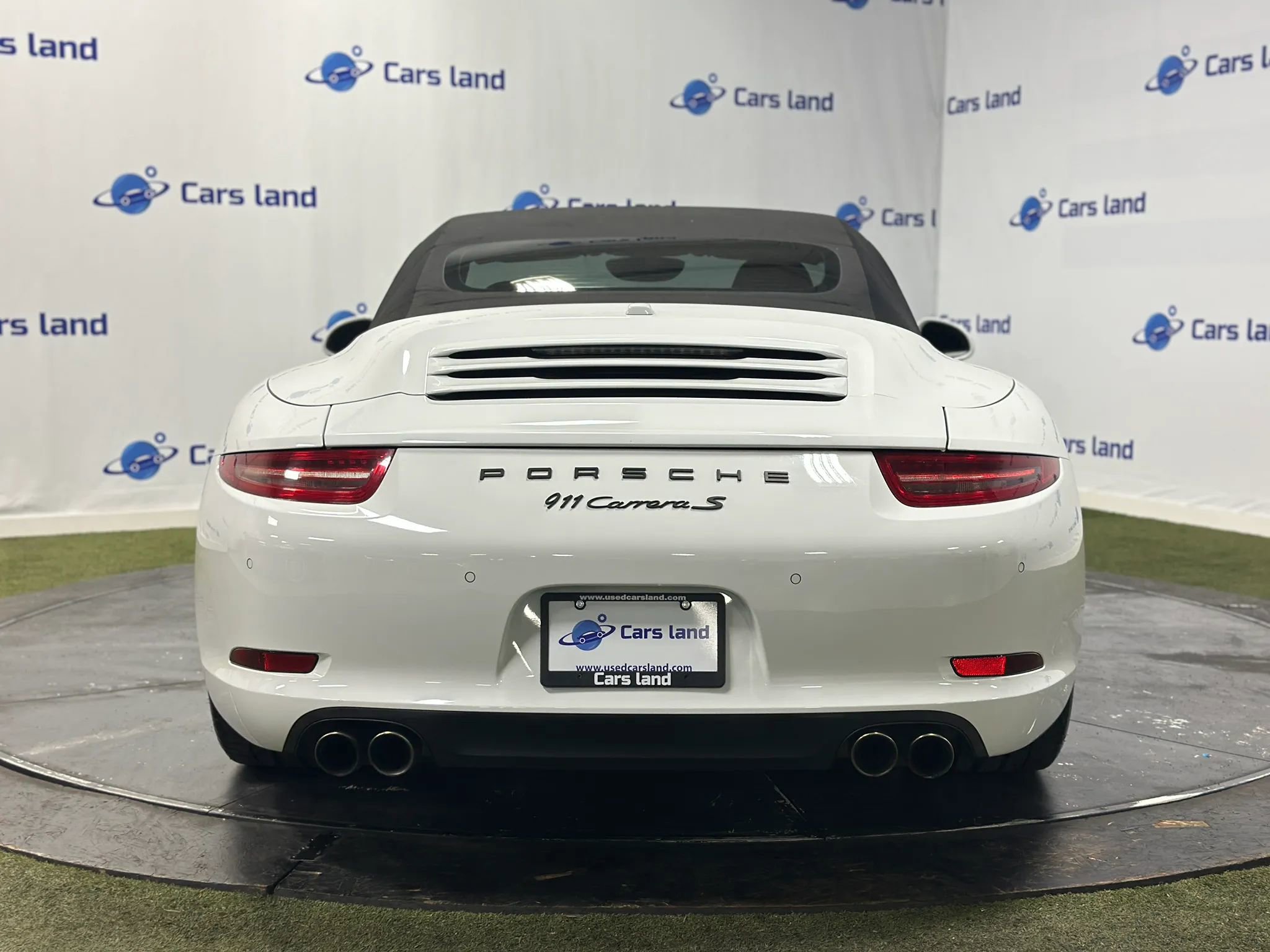 Used 2015 Porsche 911 Carrera S RWD image 4
