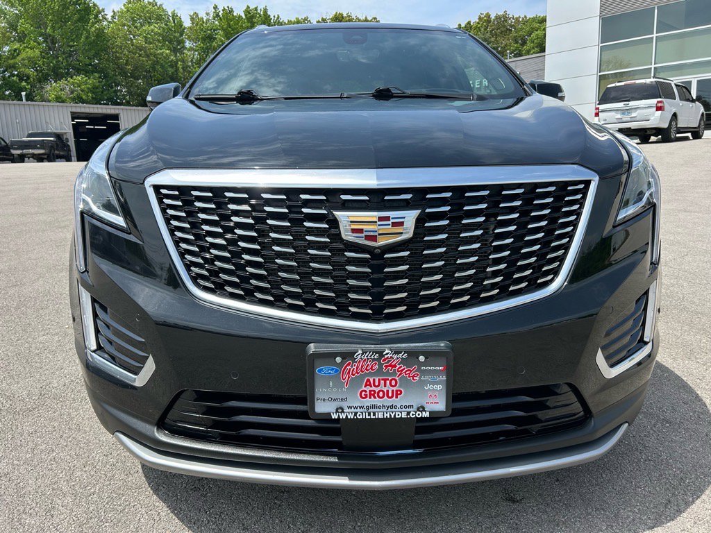 Used 2021 Cadillac XT5 Premium Luxury w/ Platinum Package image 2