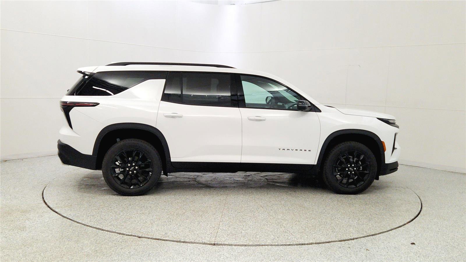 New 2026 Chevrolet Traverse LT w/ Midnight/Sport Edition image 8