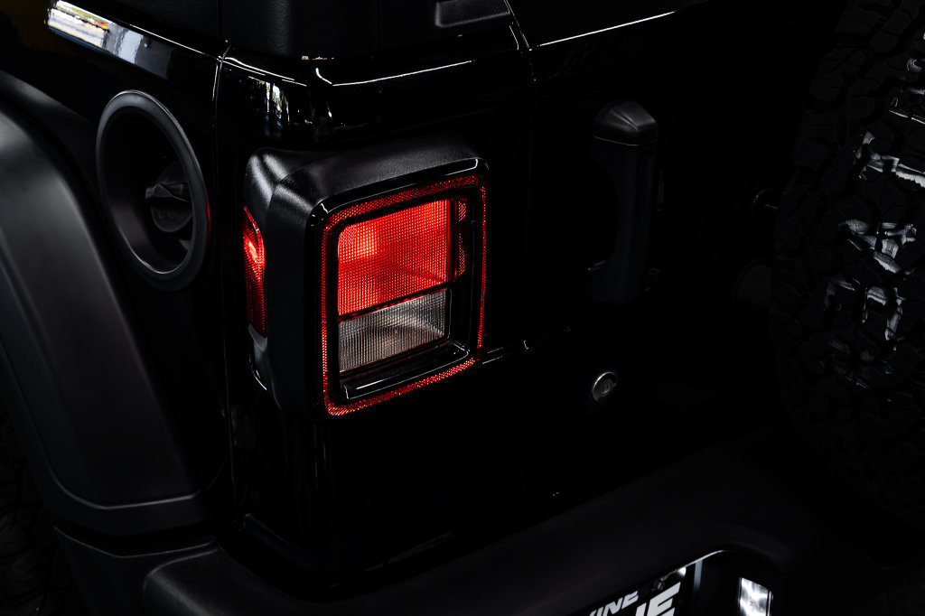 Used 2019 Jeep Wrangler Unlimited Sport S AWD/4WD image 14