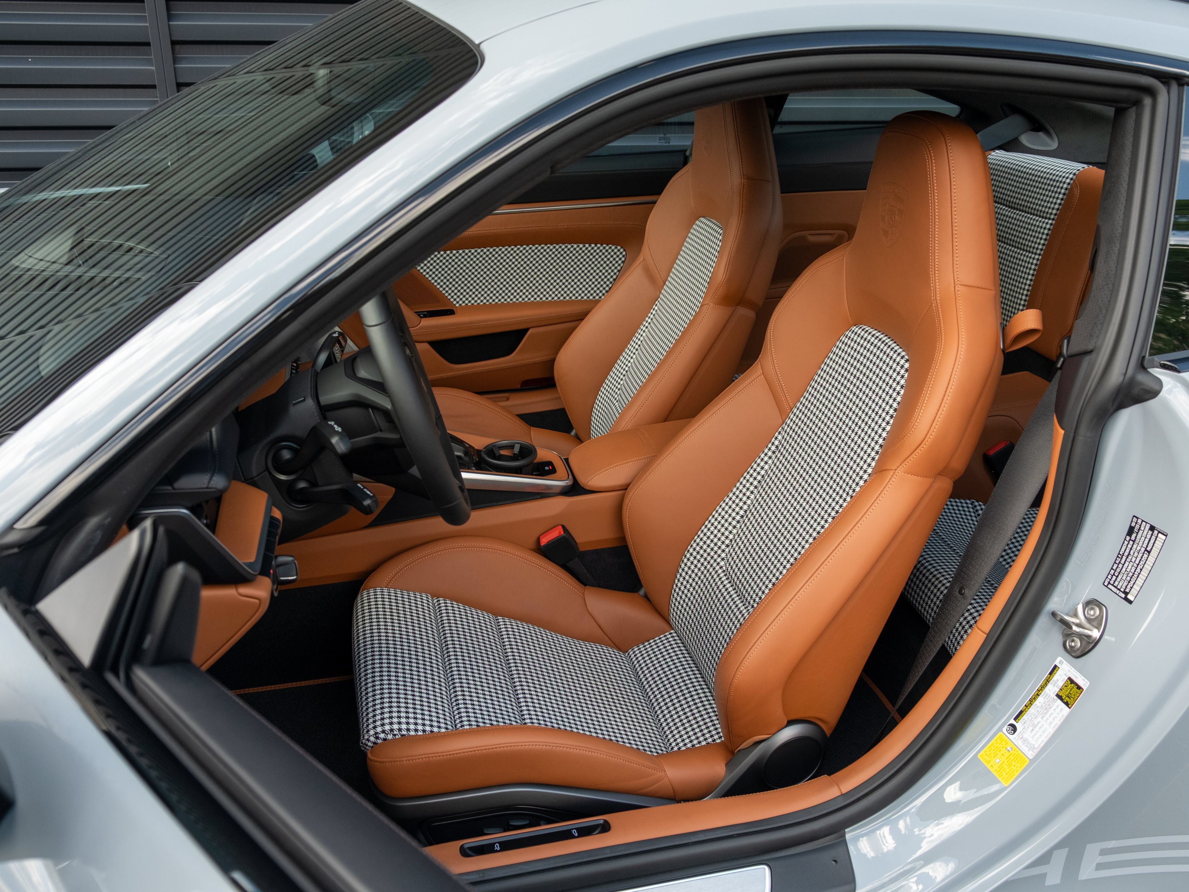 Used 2023 Porsche 911 Sport Classic RWD image 5