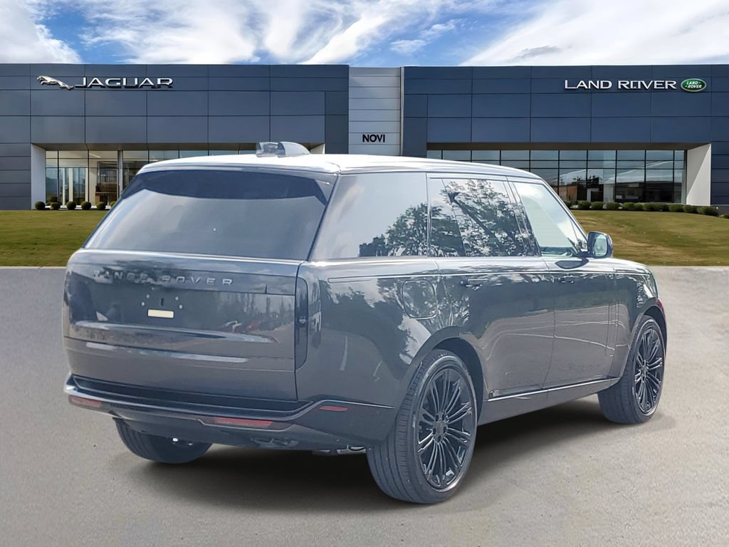 New 2026 Land Rover Range Rover Long Wheelbase SE AWD/4WD image 3