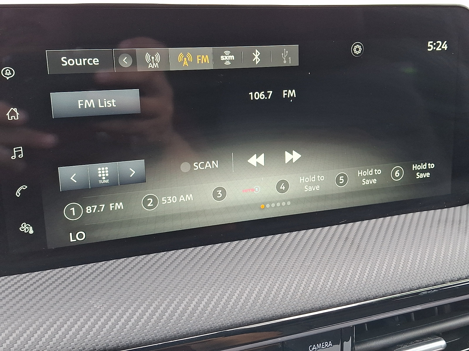 Used 2025 Nissan Kicks SR AWD/4WD image 17