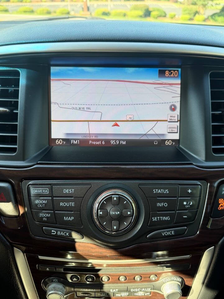 Used 2015 Nissan Pathfinder Platinum w/ Family Entertainment Package FWD image 21