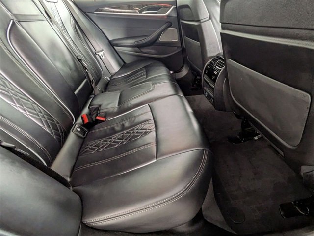 Used 2021 BMW 540i xDrive w/ Premium Package image 32