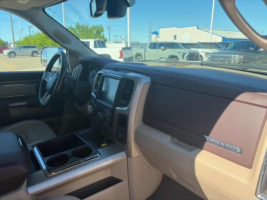 Used 2015 RAM 1500 Laramie w/ Convenience Group AWD/4WD image 12