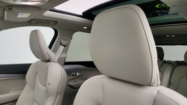 Used 2024 Volvo XC90 B5 Core AWD/4WD image 52