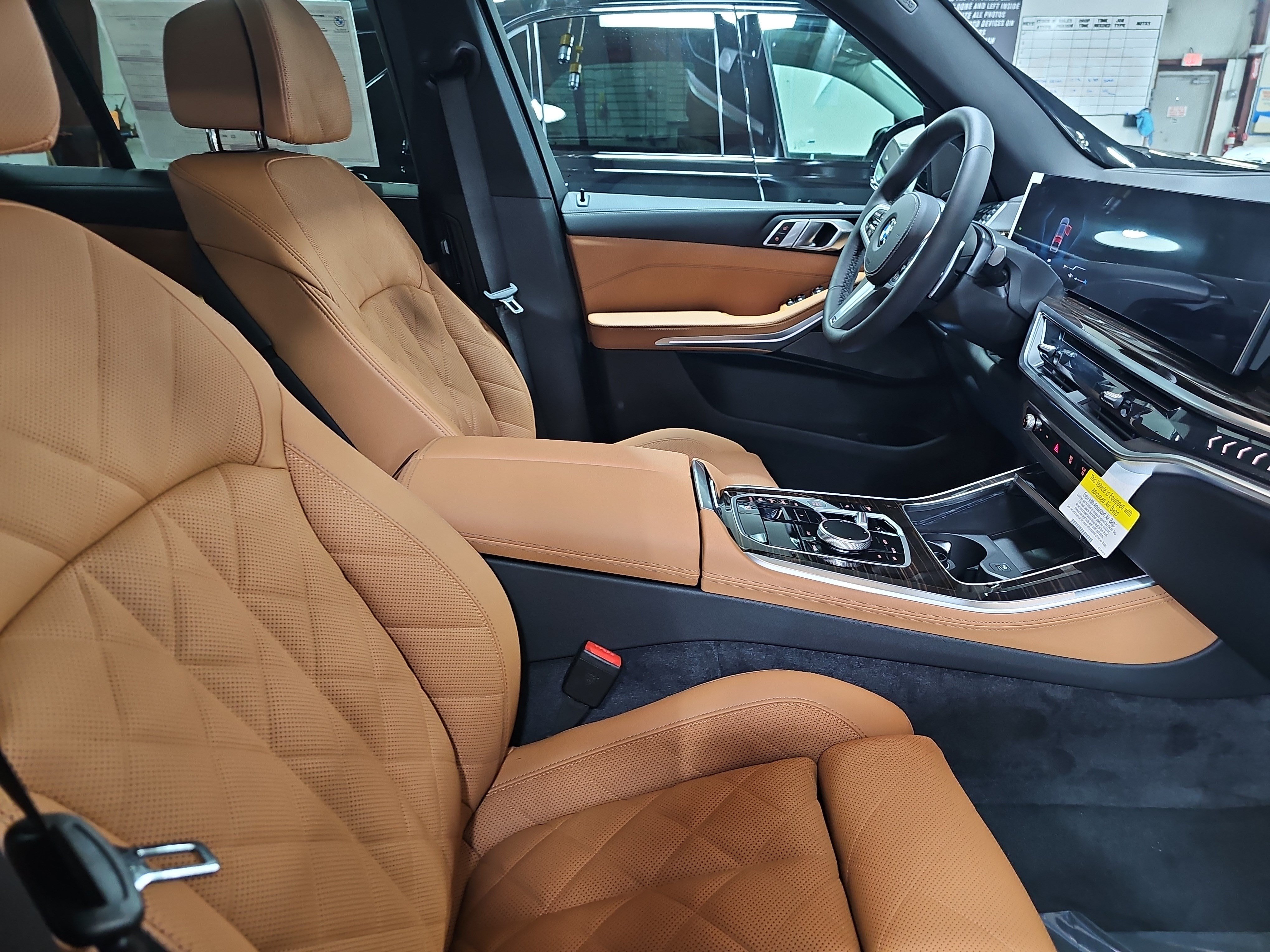 New 2026 BMW X5 xDrive40i w/ M Sport Package AWD/4WD image 10