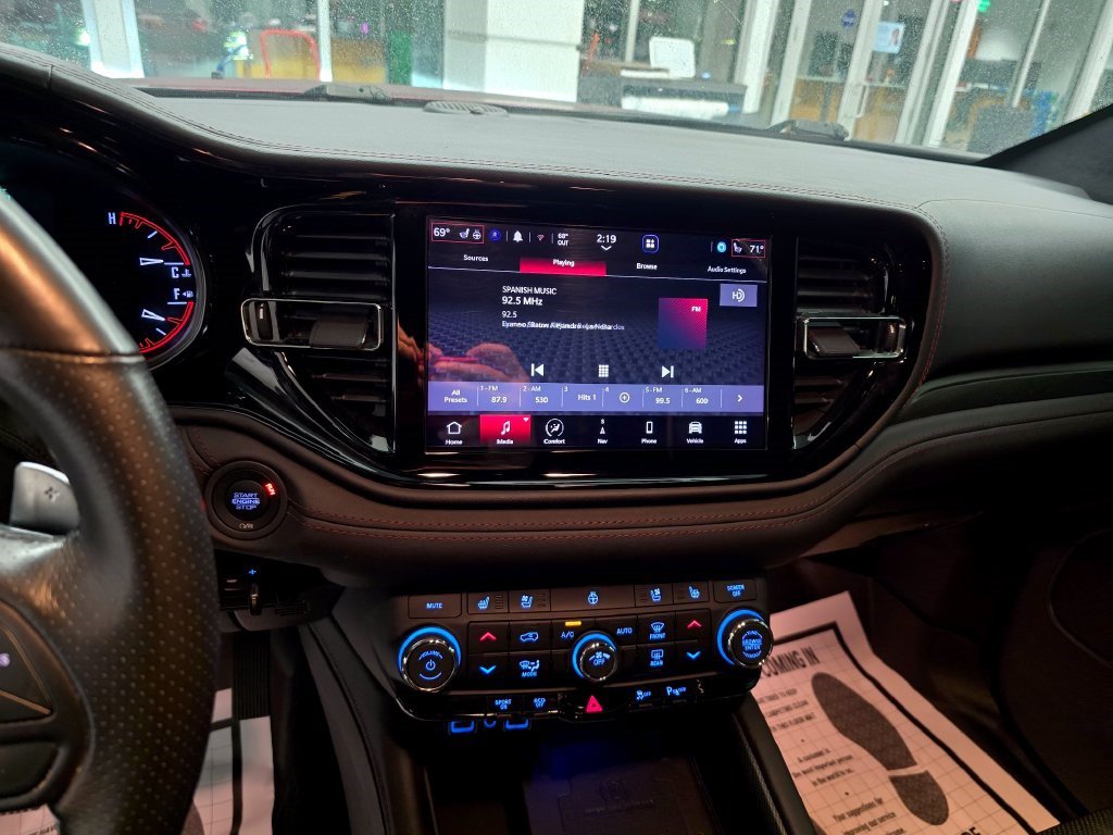 Used 2021 Dodge Durango R/T w/ Premium Interior Group RWD image 23