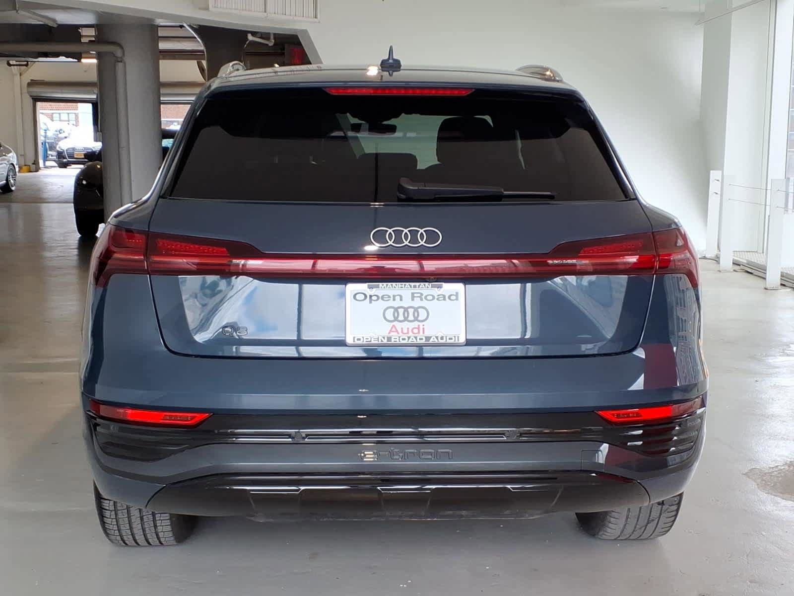 Used 2024 Audi Q8 e-tron Prestige w/ Prestige Package AWD/4WD image 5