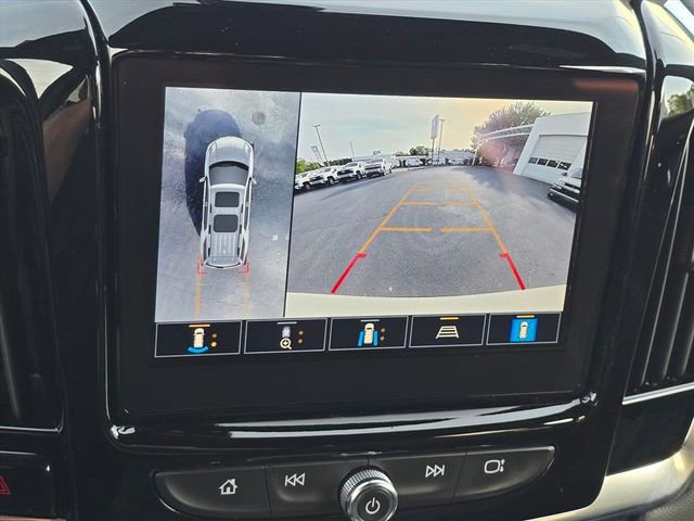 Used 2023 Chevrolet Traverse RS image 28
