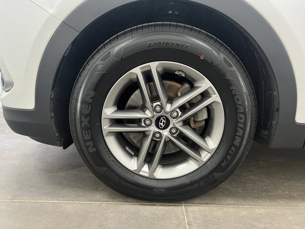 Used 2018 Hyundai Santa Fe Sport AWD/4WD image 28