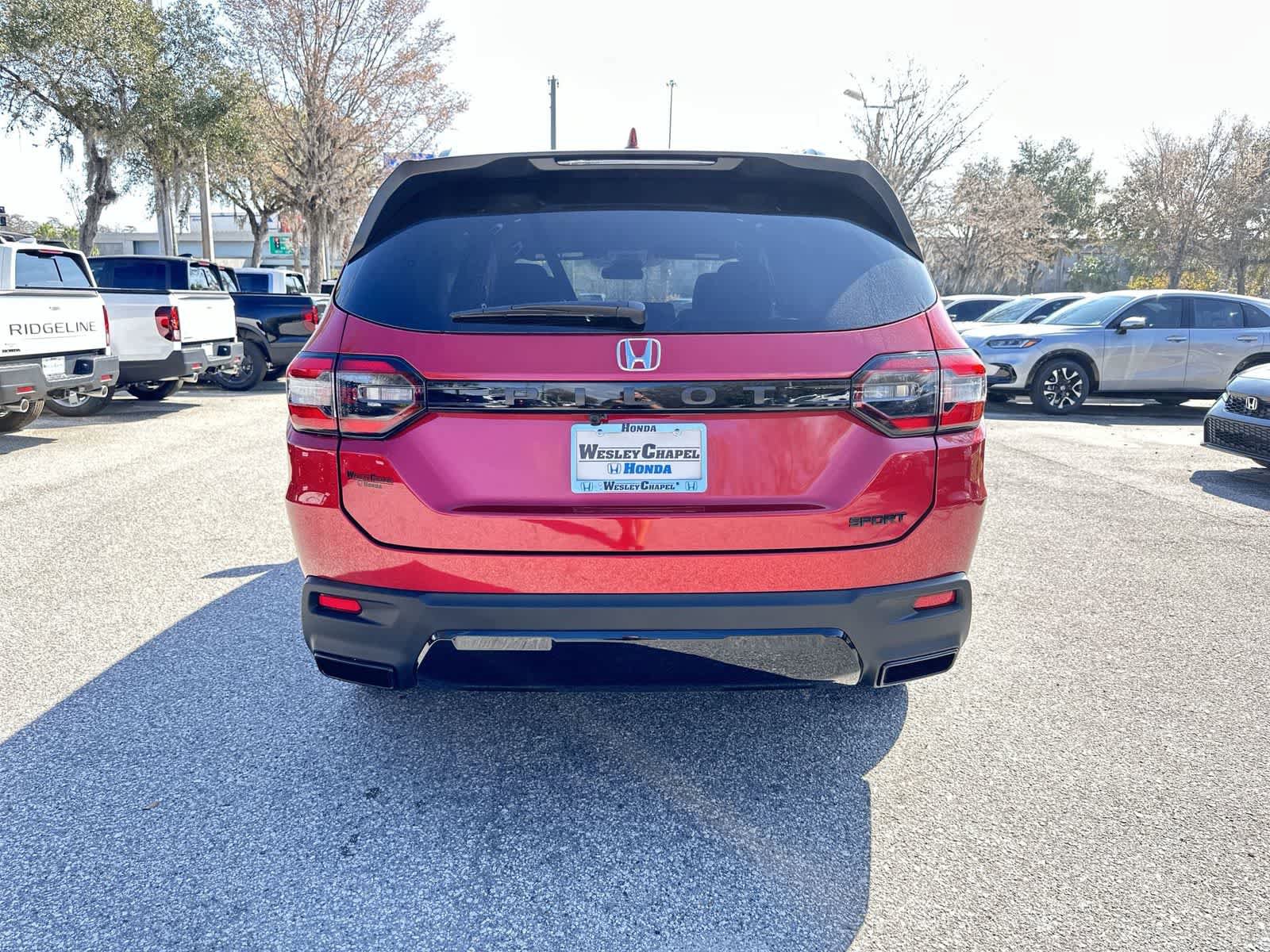 New 2026 Honda Pilot Sport image 5