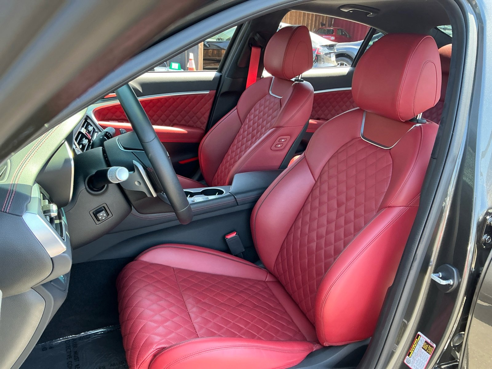 Used 2025 Genesis G70 3.3T Advanced w/ Sport Prestige Package image 18