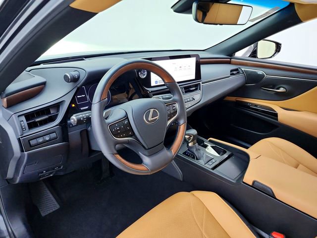 Used 2025 Lexus ES 300h w/ Accessory Package (Z2) FWD image 20