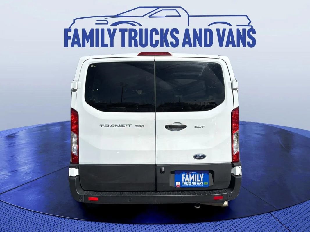 Used 2023 Ford Transit 350 XLT image 3