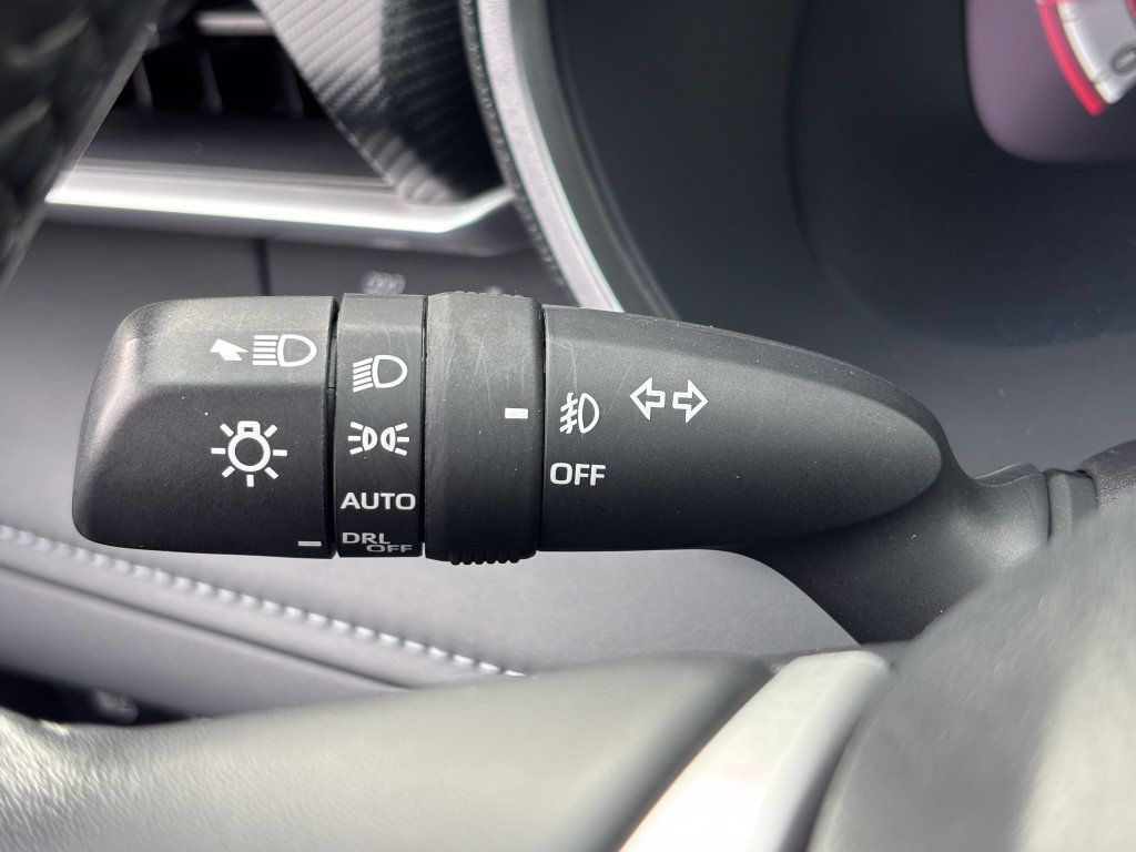 Used 2025 Toyota Highlander XSE AWD/4WD image 27